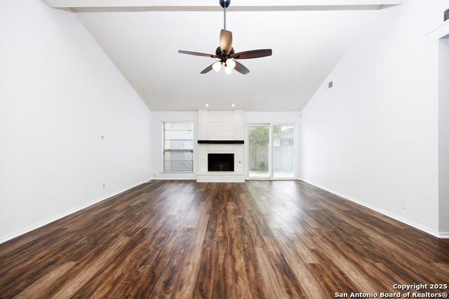 Image 19 of 42 For 11827 Gallery View