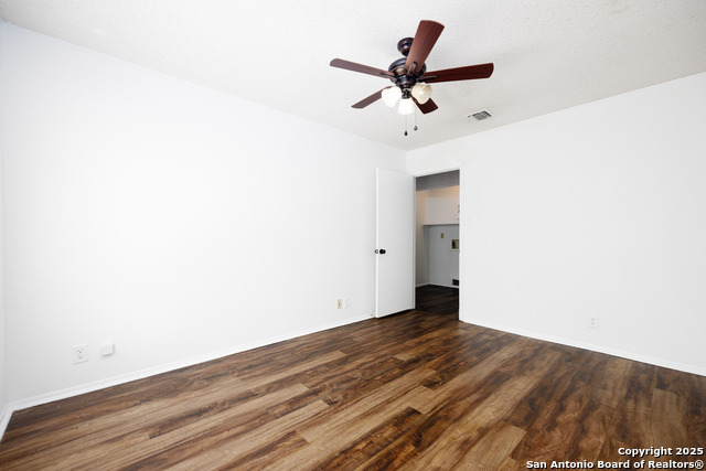 Image 38 of 42 For 11827 Gallery View