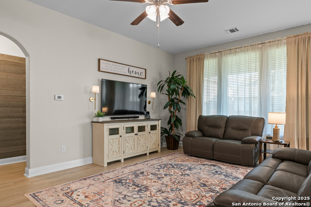 Image 11 of 34 For 2912 Pawtucket