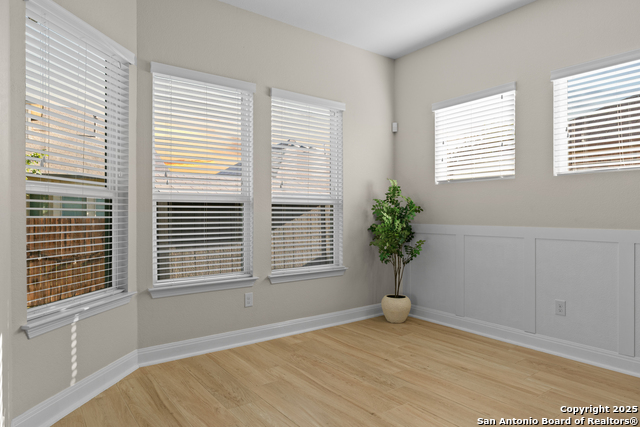 Image 17 of 34 For 2912 Pawtucket