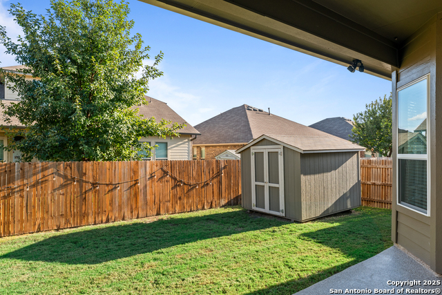 Image 33 of 34 For 2912 Pawtucket