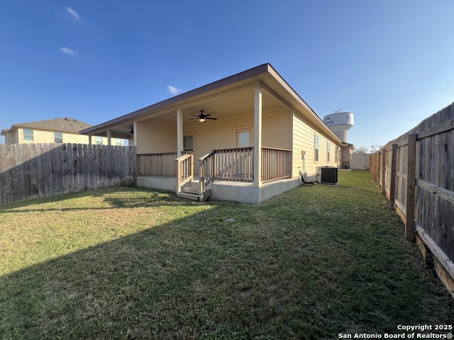 Image 14 of 17 For 1146 Burek Cross