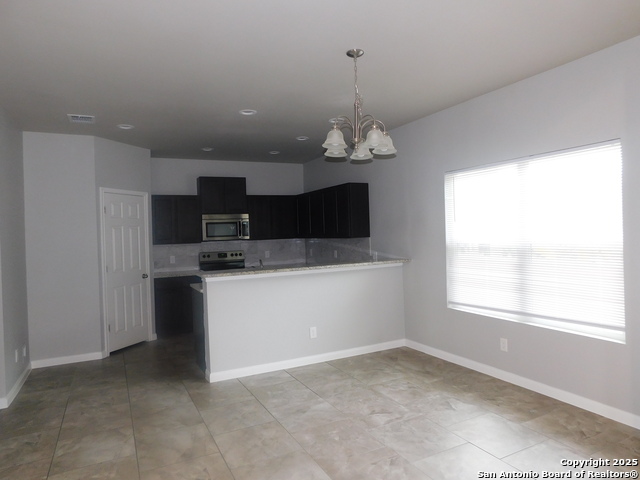 Image 7 of 24 For 8810 Appaloosa