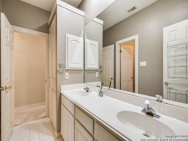 Image 25 of 47 For 19114 Autumn Gdn