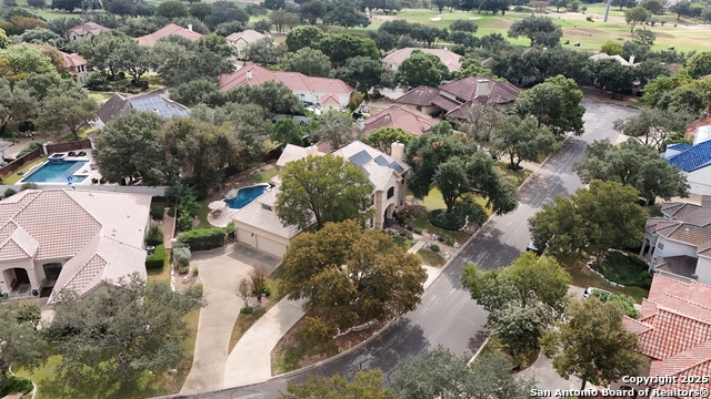 Image 40 of 47 For 19114 Autumn Gdn