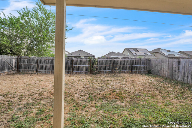 Listing photo id 28 for 7114 Hibiscus