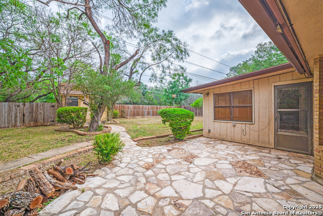 Image 21 of 24 For 2523 Turkey Oak