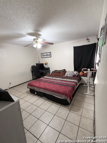 Image 8 of 14 For 5922 Larkmeadow