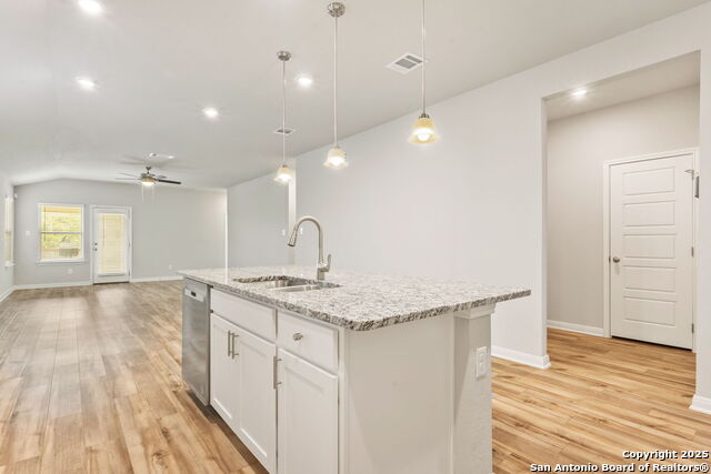 Image 11 of 28 For 25819 Posey Dr