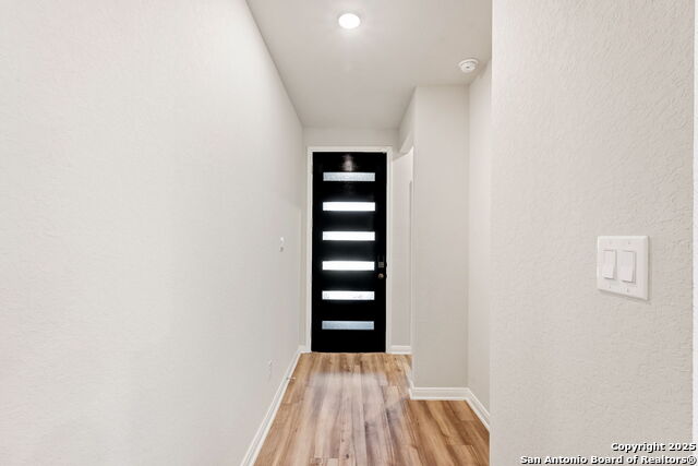 Image 4 of 28 For 25819 Posey Dr