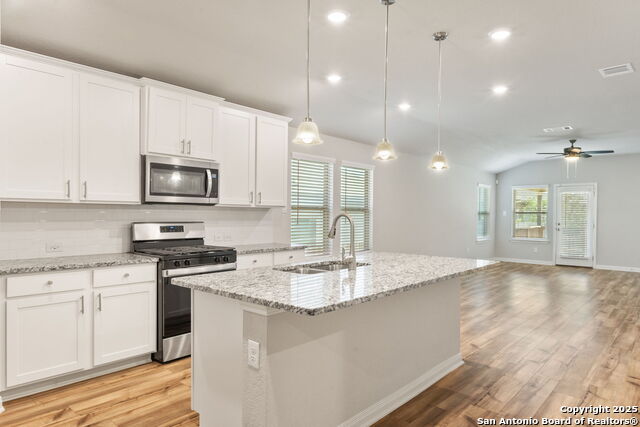 Image 9 of 28 For 25819 Posey Dr