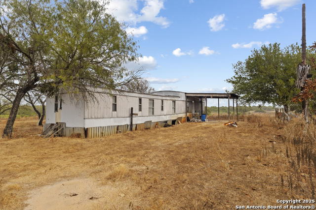 Listing photo id 12 for 3628 Loop 1604 S