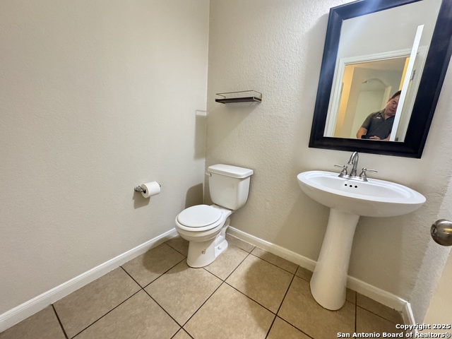 Listing photo id 8 for 7107 Republic