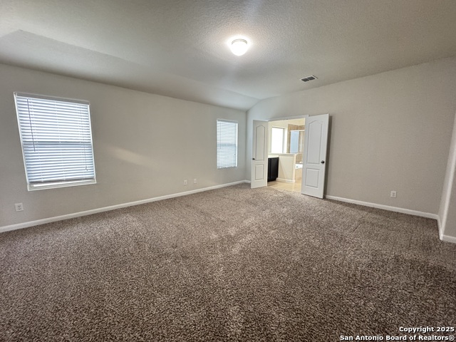 Listing photo id 11 for 7107 Republic