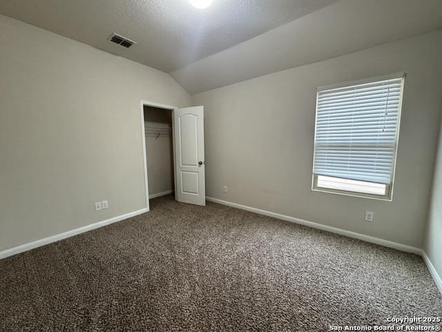 Listing photo id 19 for 7107 Republic