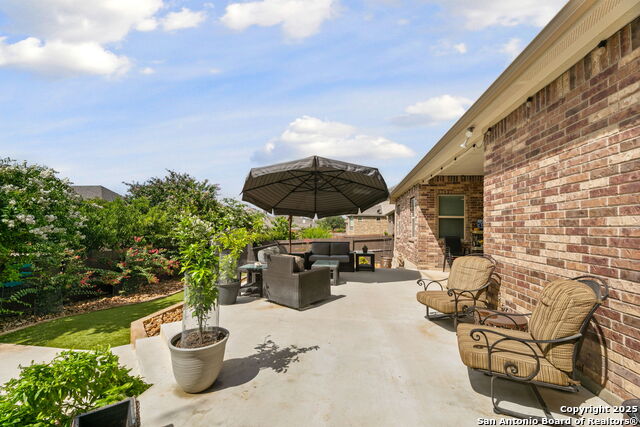 Listing photo id 41 for 1062 Cedar Glen