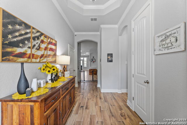 Listing photo id 5 for 1062 Cedar Glen