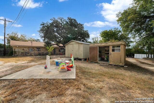 Details for 930 School St N, Boerne, TX 78006