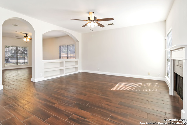 Image 8 of 34 For 225 Corsica