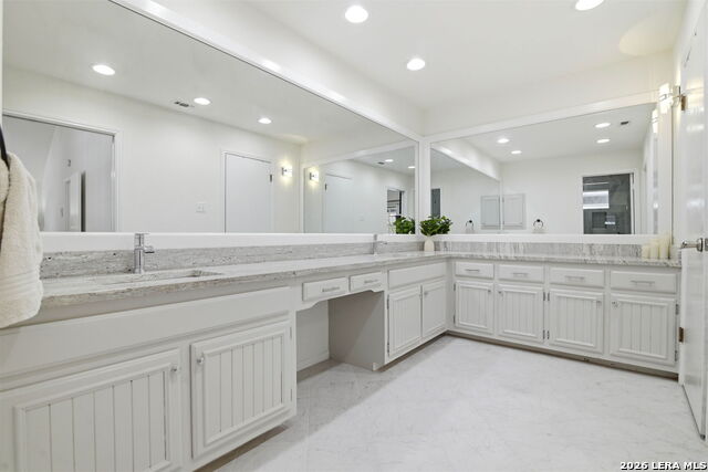 Image 25 of 50 For 1739 Royal Crescent