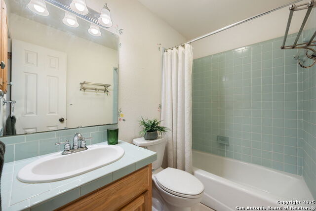 Listing photo id 11 for 250 County Road 474