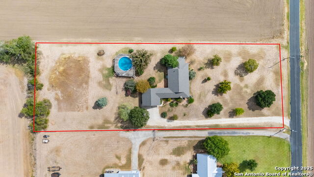 Listing photo id 22 for 250 County Road 474