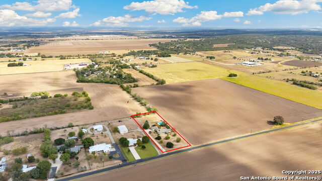 Listing photo id 26 for 250 County Road 474