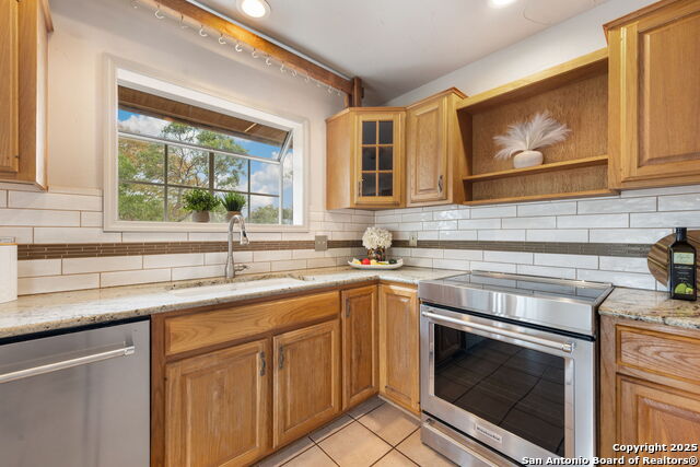 Listing photo id 4 for 250 County Road 474