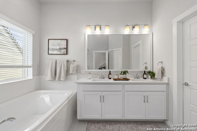 Image 20 of 41 For 5843 Whitby Unit 44