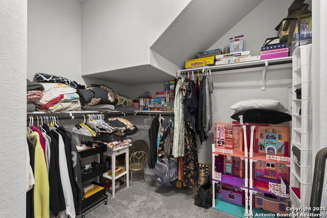 Image 30 of 41 For 5843 Whitby Unit 44