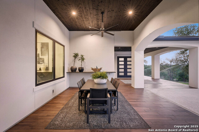 Image 15 of 18 For 1107 Montecito