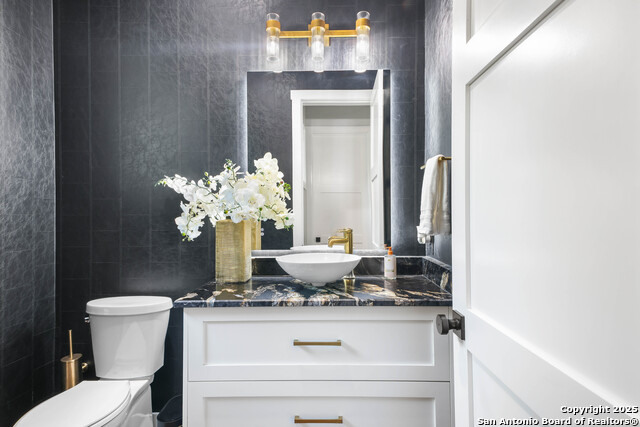 Image 8 of 18 For 1107 Montecito