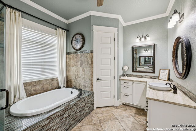 Listing photo id 16 for 2259 Deer Run