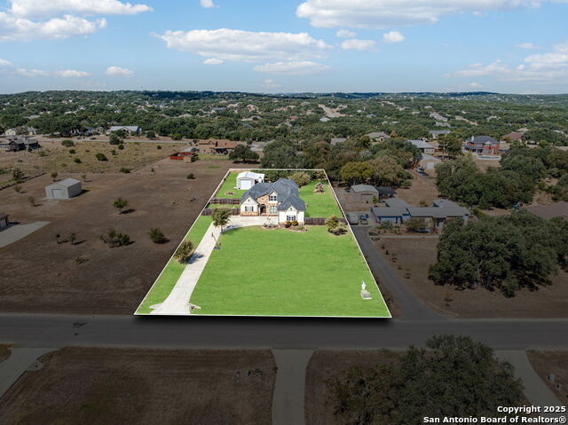 Listing photo id 0 for 2259 Deer Run