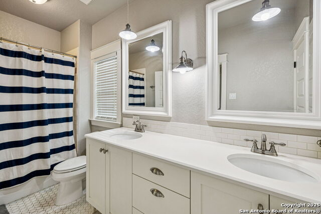 Listing photo id 24 for 2259 Deer Run