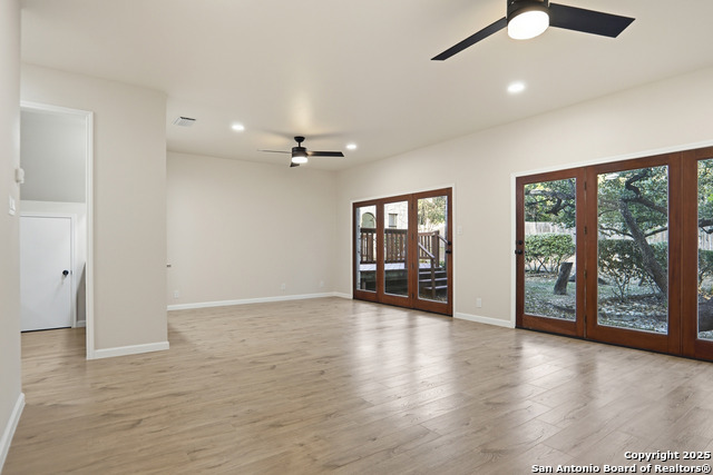 Image 16 of 27 For 16102 Santa Cathrena