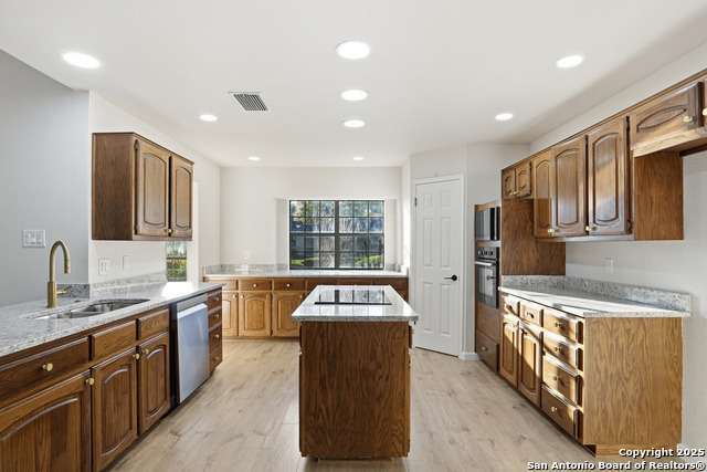 Image 9 of 27 For 16102 Santa Cathrena