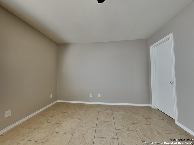 Image 7 of 16 For 8147 Steep  