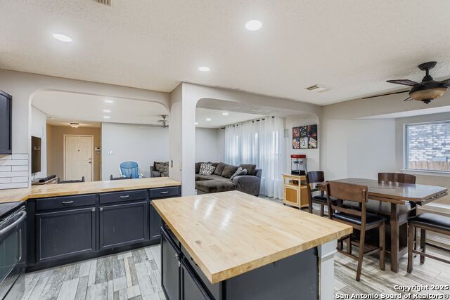 Image 10 of 24 For 8614 Cross Spring