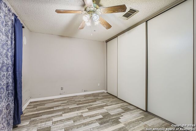 Image 17 of 24 For 8614 Cross Spring