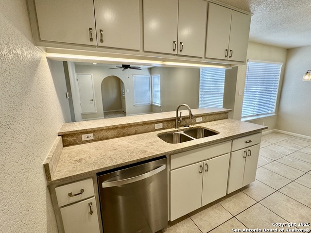 Image 12 of 30 For 740 Rosewood