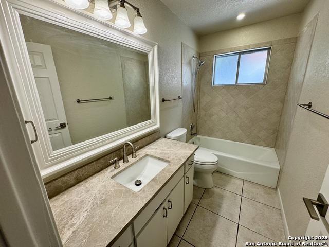 Image 15 of 30 For 740 Rosewood