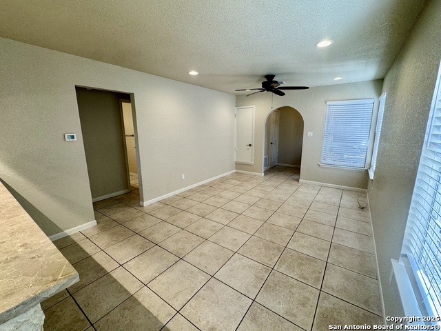 Image 2 of 30 For 740 Rosewood