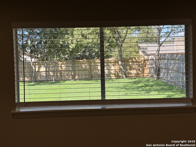 Image 22 of 30 For 740 Rosewood