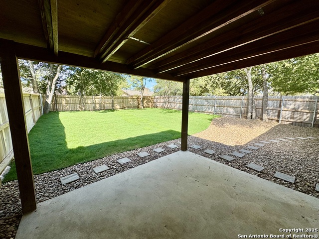 Image 23 of 30 For 740 Rosewood