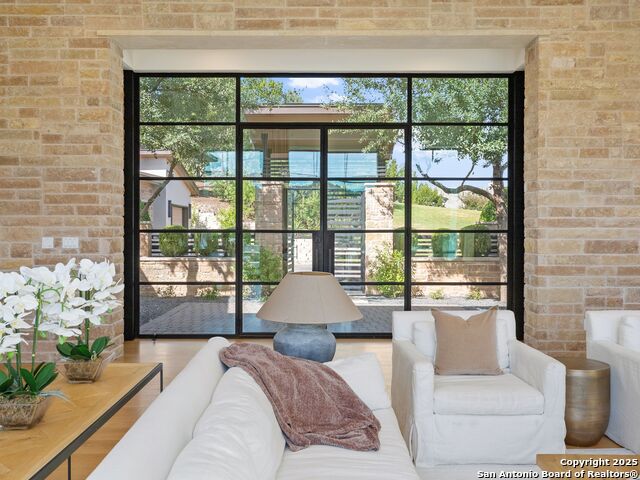 Image 18 of 90 For 4701 Peralta Lane