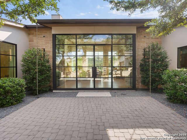 Image 7 of 90 For 4701 Peralta Lane