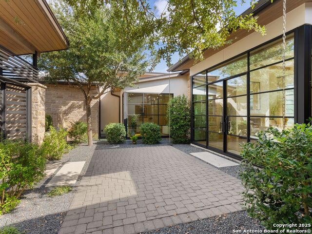 Image 8 of 90 For 4701 Peralta Lane