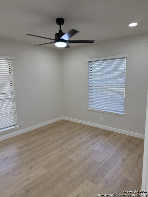 Image 11 of 31 For 4506 Amistad