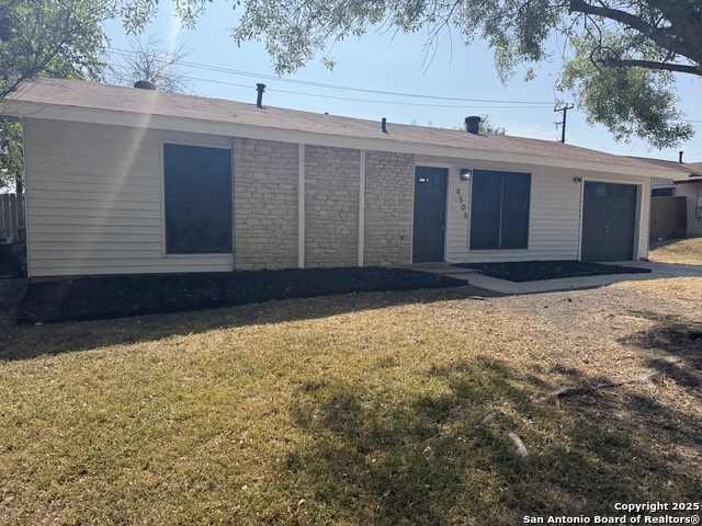 Image 27 of 31 For 4506 Amistad